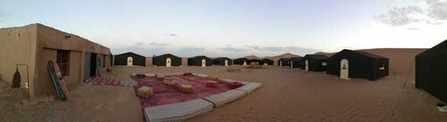 Caravan Renard Du Désert, Забронировать Отель Отели Тагунит с завтраком, Завтраки