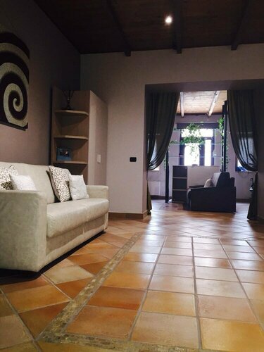 B&B Domus Traiani Benevento, Забронировать Отель «постель и завтрак» Отели в центре Беневенто с завтраком, отели в центре Беневенто с завтраком