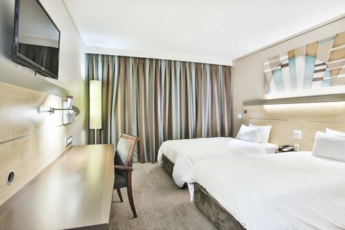 Holiday Inn Express Sandton-Woodmead by IHG, Rezervovat Hotel Sandton 