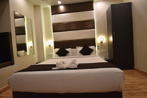 Hotel Sheldon International, Забронировать Отель Отели Калькутты 3 звезды, 3*