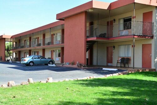 Best Western Red Hills, Boek Hotel Hotels in Kane County met zwembad, Zwembad