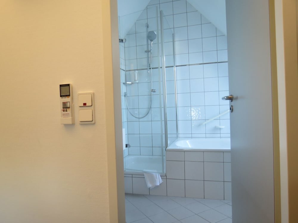 Comfor Hotel