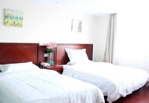 GreenTree Inn Nanning Xiuxiang Hotel, Book Hotel Hoteller i Nanning med parkering, Parkering