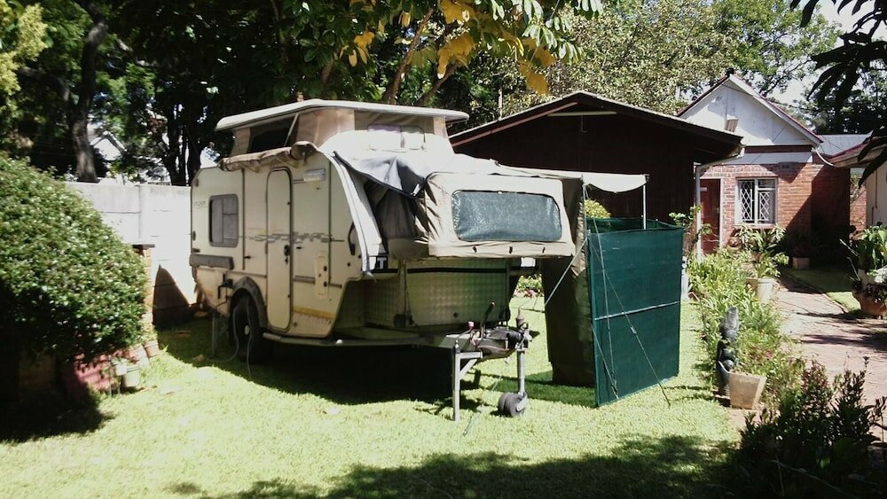 It's a Small World Backpackers Lodge - Hostel