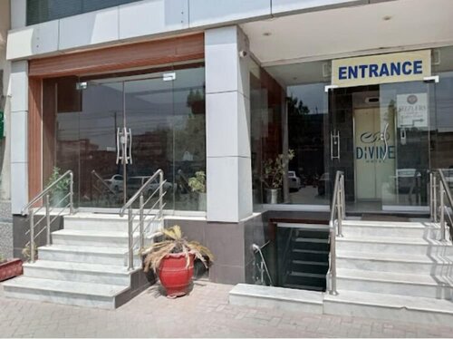 Divine Hotel, Varaa Hotelli Rawalpindi Islamabad