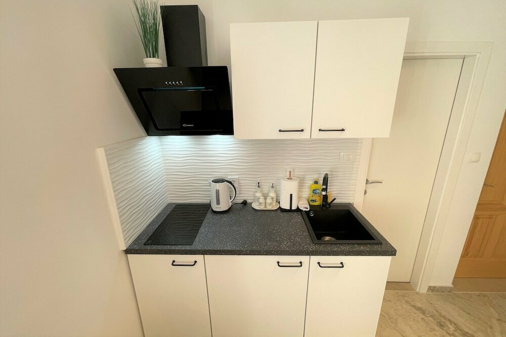 Brizo Apartments