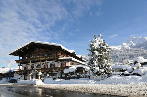 Kaiserhotel Neuwirt, Rezervasyon Otel Oberndorf in Tirol Kitzbühel Alps