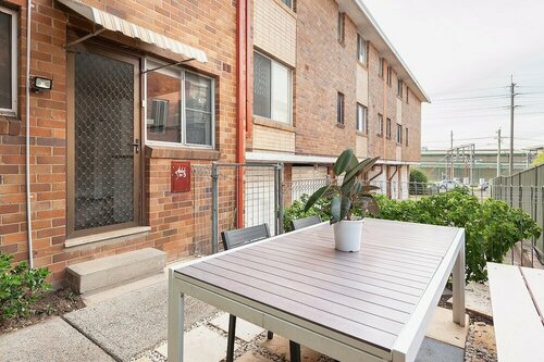 Comfy & Convenient Homebush West, Забронировать Апартаменты/квартира Стратфилд Новый Южный Уэльс