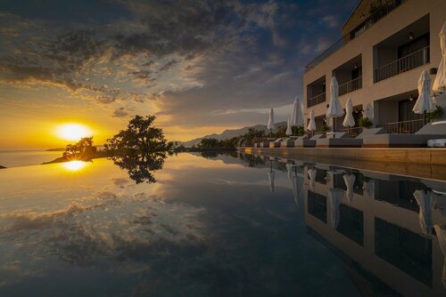Vivid Blue Serenity Resort, Забронировать Отель Режевичи Будванская ривьера