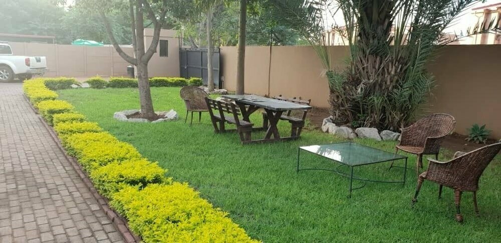 Ezzela House Bed & Breakfast
