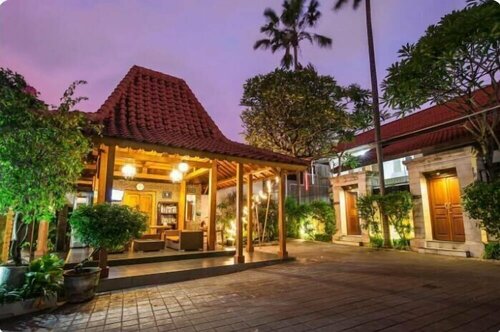 SMV . 6-BR · 6BR Pool Prime Area Walk to Beach N Shops Legian, Забронировать Вилла Легиан Бадунг, рядом с Центр Sunset Star