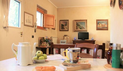 Oro Fine Studio in quiet Residence with Garden and Rooftop, Забронировать Отель Отели в центре Флоренции, в центре