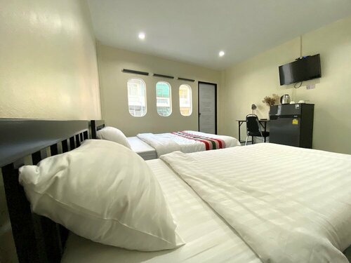 Gate 2Hostel, Забронировать Отель Отели Провинции Бангкока с парковкой, Парковка