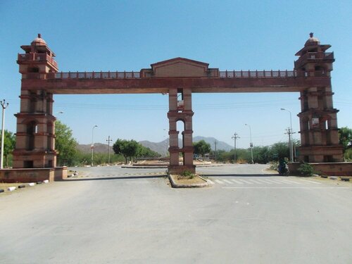Silver Oak Country Yard, Boek Hotel Hotels in Rajasthan met zwembad, Zwembad