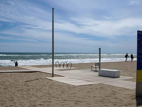 Riva Be my Guest Castelldefels, Забронировать Гостевой дом Хава Baix Llobregat