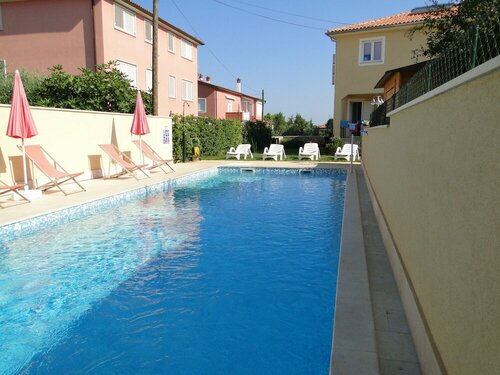 Apartments Villa Ela, Забронировать Апартаменты/квартира Умаг Umag Riviera, рядом с Church of Saint Mary and Saint Peregrine