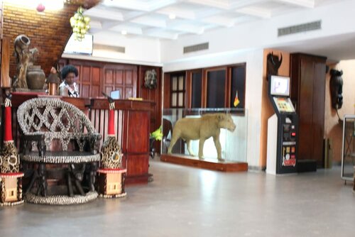 Lewat Hotel, Rezervovat Hotel Douala Wouri