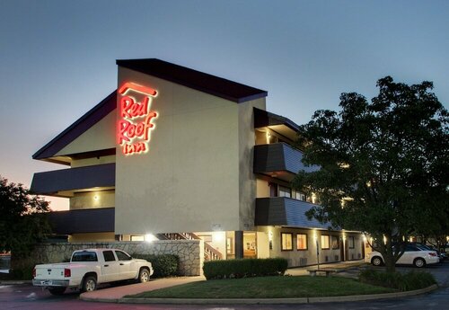 Red Roof Inn St Louis - Westport - Maryland Heights, Забронировать Отель Мэриленд-Хайтс Миссури