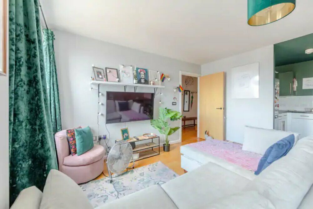 Stunning & Chic 1 Bedroom Flat - Plaistow!