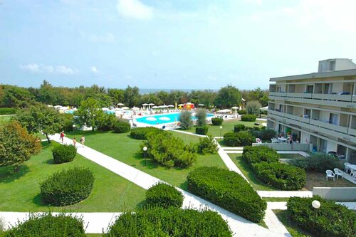 Isaresidence Holiday Resort, Đặt Khu nghỉ dưỡng Khách sạn tại Chioggia có Hồ bơi, Hồ bơi