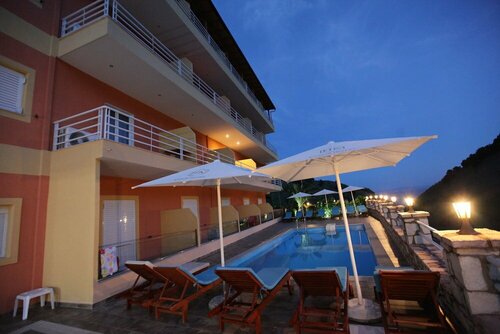 Karos Hotel Llaman, Varaa Hotelli Hotellit Vlorë County pysäköinnillä, Pysäköinti
