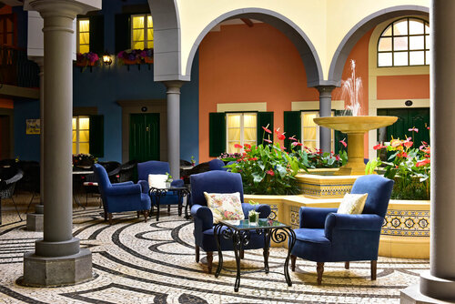 Pestana Village Garden Hotel, Забронировать Отель Серра-де-Агуа Фуншал