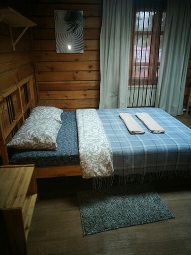 Kedrovoye Podvorye Chalet, Book Chalet Republikken Altaj Sommerhuse, Hytte