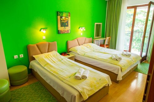Hotel Pine, Забронировать Отель Скопье Северная Македония