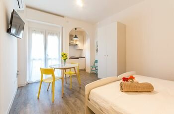Alessia's Flat - Naviglio Grande 2, Book Lejlighed Hoteller i Lorenteggio med parkering, Parkering