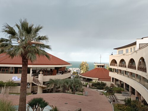 Ozdorovitelny Kompleks Divny Hotel, 予約 ホテル Luchezarnyy ソチ