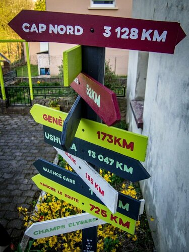 Vélo Gîte Valence 20 euros la nuit. Auberge de Jeunesse, Réserver Hôtel Valence Gard