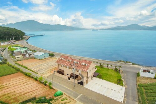 Namhae Haru Pension, Забронировать Отель Намхэ Кёнсан-Намдо
