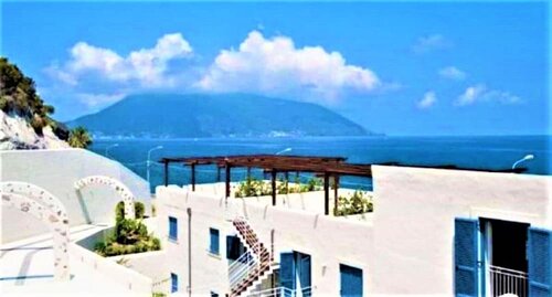 Seafront Apartment - Beach in front, Забронировать Апартаменты/квартира Апартаменты Липари, Апартаменты/квартира