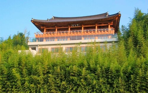 Damyang Pulkkot Pension, Забронировать Отель Бука Кванджу