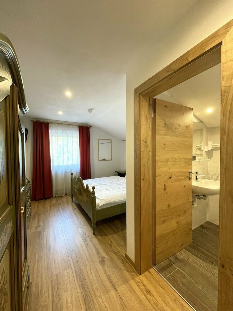 Hotel Lago della Creta
