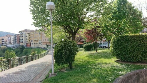 Miraballes-Ugao, Забронировать Апартаменты/квартира Отели Миравальес с парковкой, Парковка