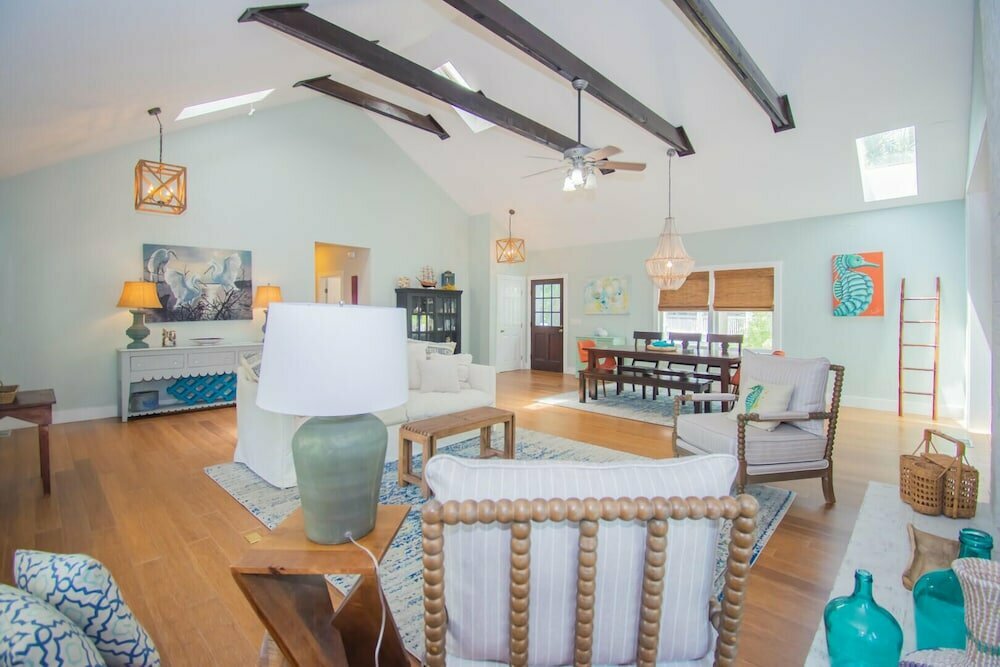 625 Seahorse Annex