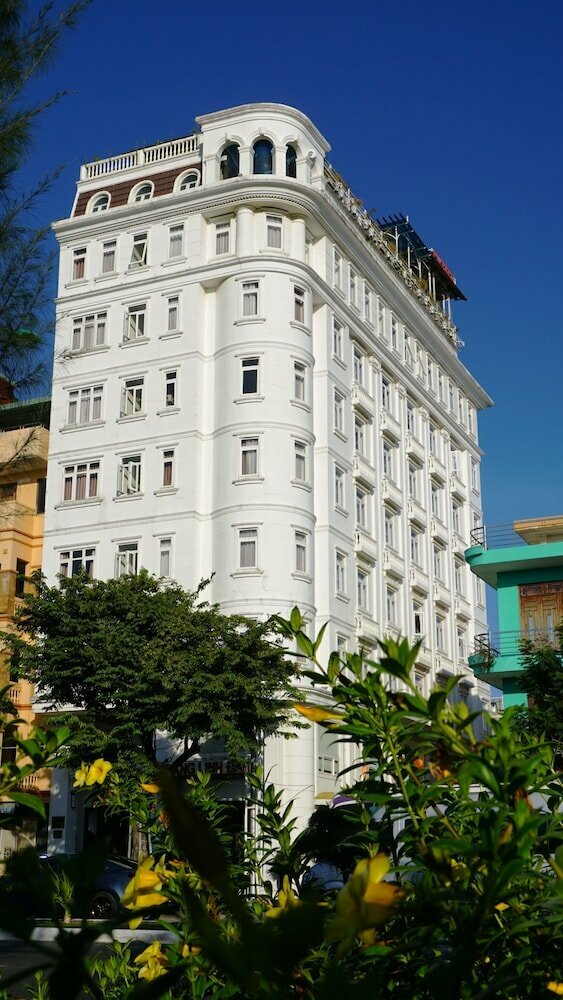 Lychee Hotel