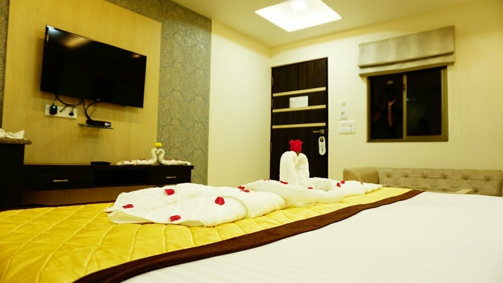 Golden Laurel Inn