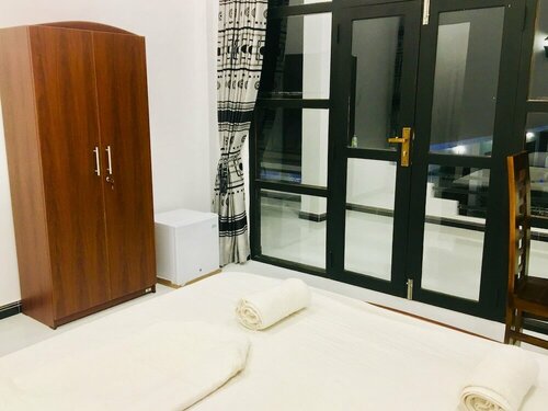 Hotel Crocotopond, Забронировать Отель Отели Аругам-Бей 3 звезды, 3*