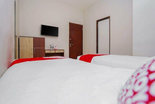 Super OYO Capital O 1086 2oscar, Reserva ahora Hotel Gubeng Java Oriental