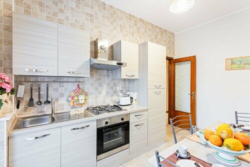 Roomy And Bright Apartment With Balconies X6, Забронировать Апартаменты/квартира Катания Сицилия
