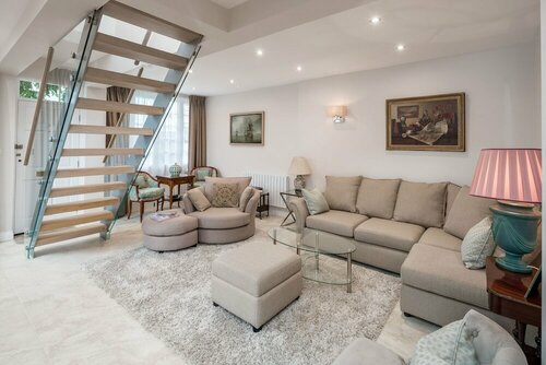JOIVY Fabulous 4Br House W/Terrace At The Heart Of Notting Hill, Забронировать Дом для отпуска Виллы Большого Лондона, Вилла