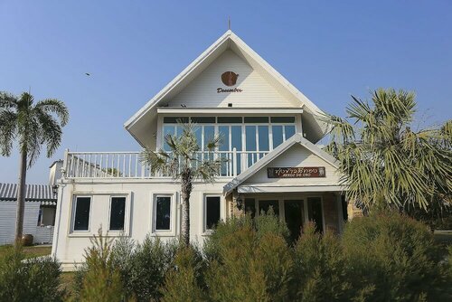 December Villas And Spa, Забронировать Курортный отель Отели Chachoengsao Province с бассейном, Бассейн