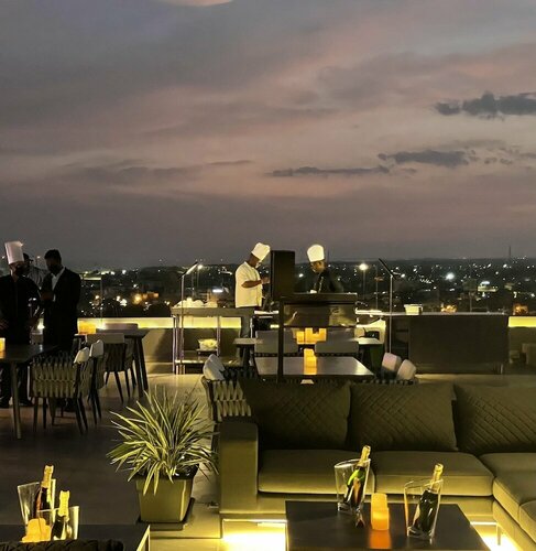 Ioka Hotel & Suites Lome, Book Hotel Hoteller i Lomé med parkering, Parkering
