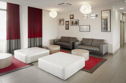 ibis Lyon Est Meyzieu, Забронировать Отель Жонаж Овернь-Рона-Альпы