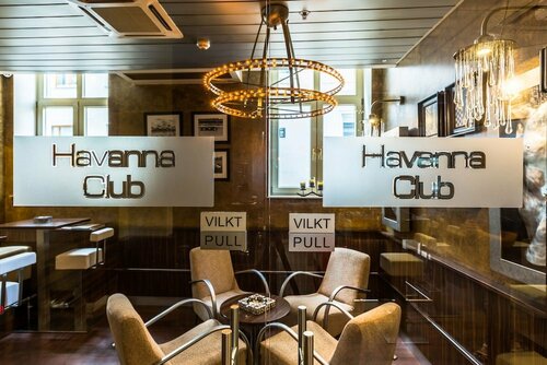 Avalon Hotel, Varaa Hotelli Hotellit Riika pysäköinnillä, lähellä Dome Square, Pysäköinti