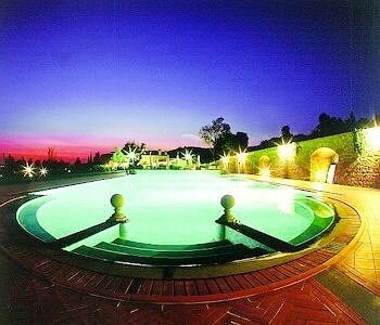 Borgo Il Melone, Забронировать Отель Отели Val di Chiana 4 звезды, 4*