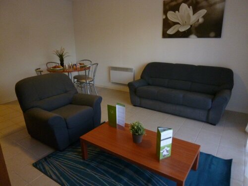 Appart'City AIX EN PROVENCE FUVEAU, Book Hotel Fuveau Carros