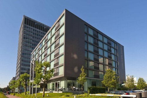 DoubleTree by Hilton Frankfurt Niederrad, Забронировать Отель  